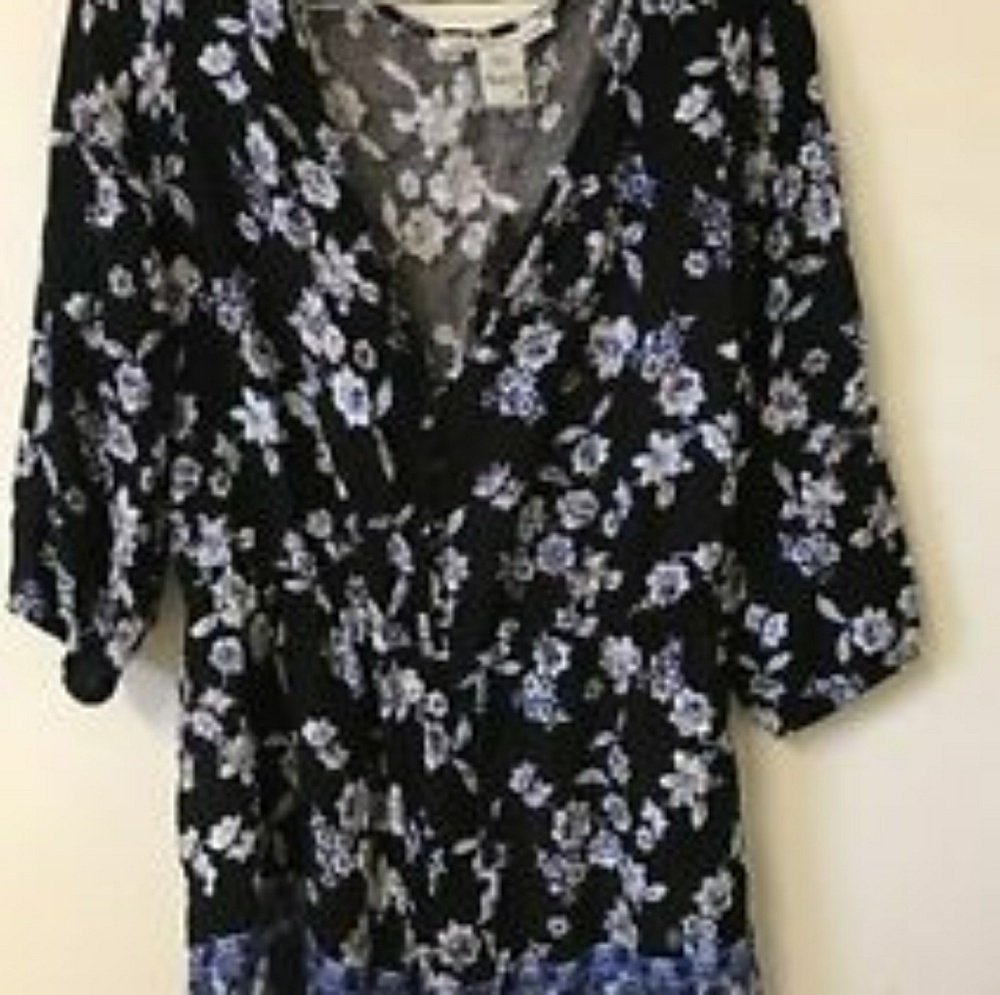 American Rag romper - Picture 3 of 3